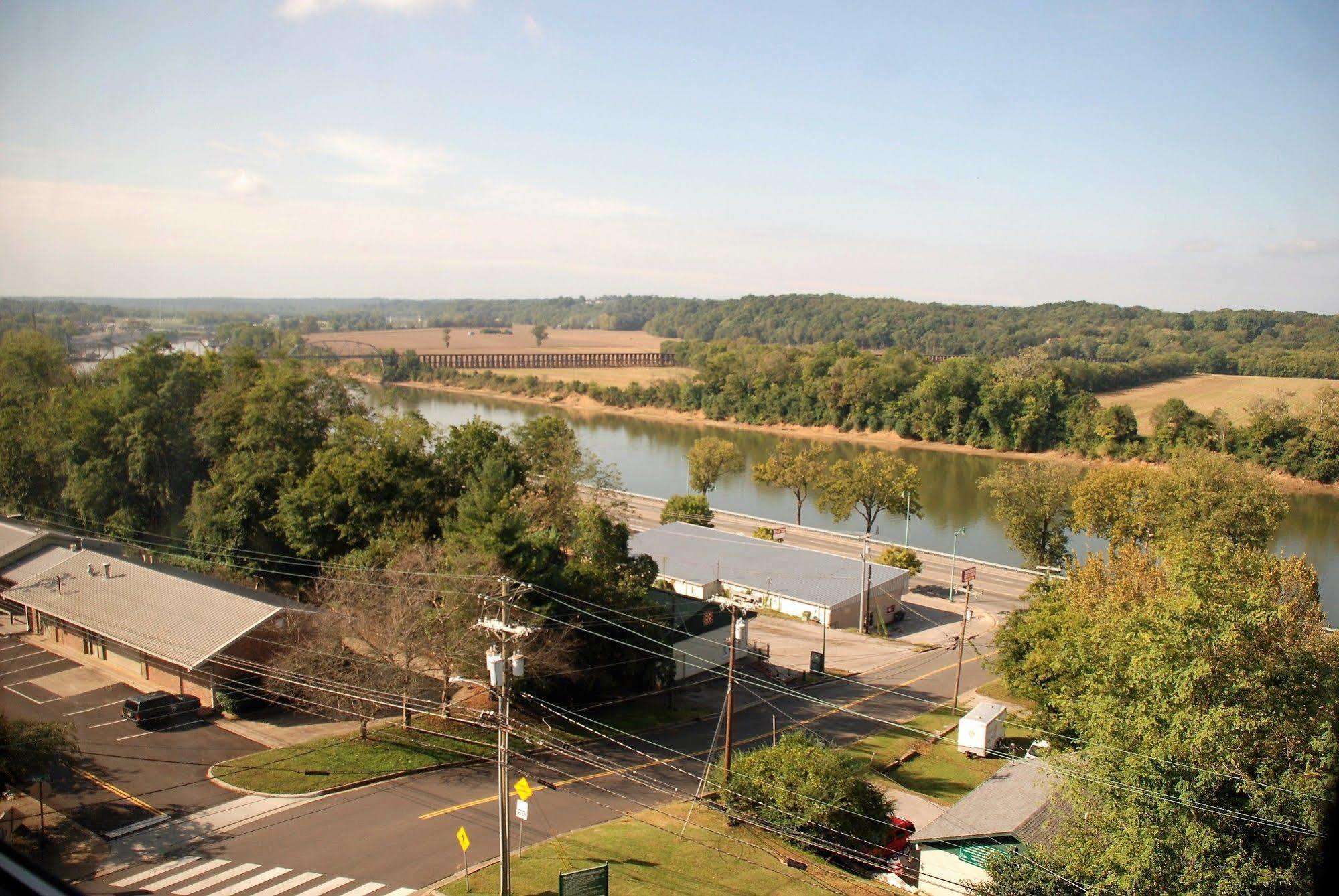 Doubletree By Hilton Clarksville Riverview מראה חיצוני תמונה